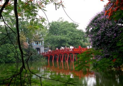 Địa điểm vui chơi hấp dẫn khi du lịch Hà Nội