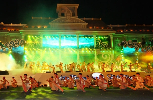 Sôi nổi các hoạt động tại Festival Biển Nha Trang 2015